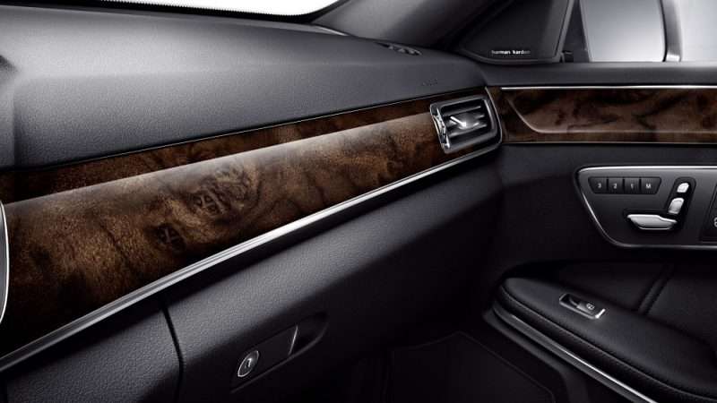 Декоративные накладки в салон для автомобилей