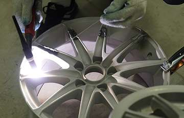 Ремонт диска колеса автомобиля сваркой