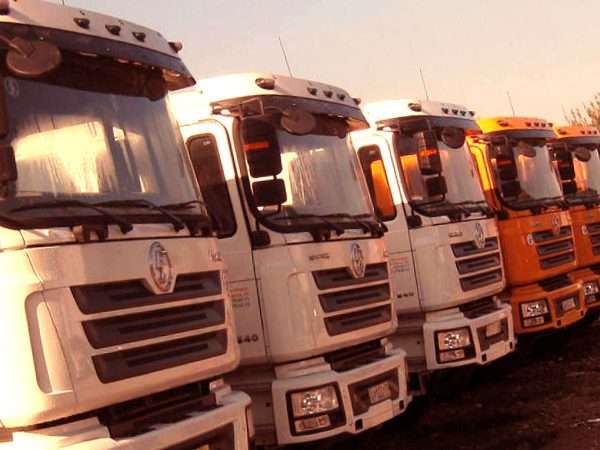 Ремонт китайского грузового автомобиля