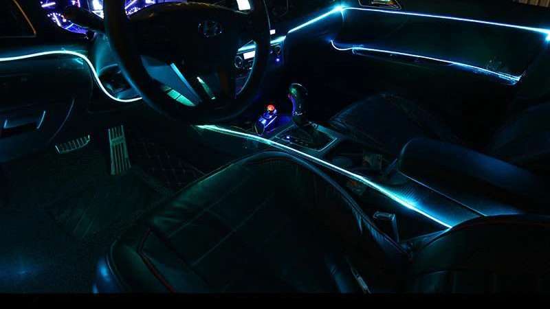 Светодиодная подсветка на кузове автомобиля