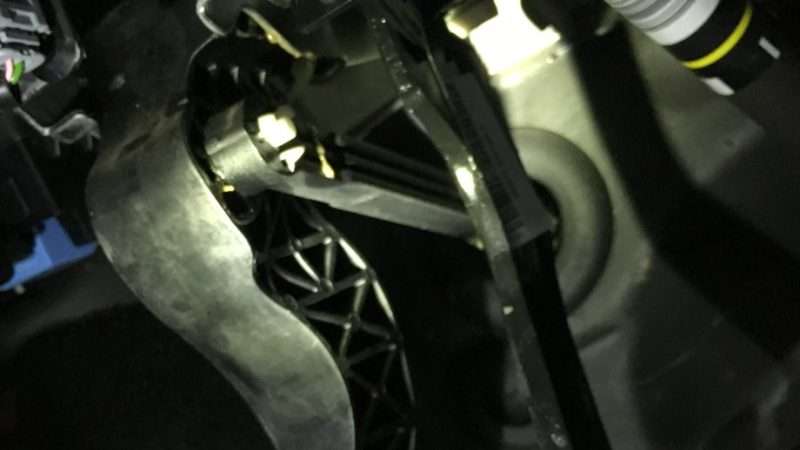 Скрип сцепления автомобиля: причины, диагностика и способы устранения