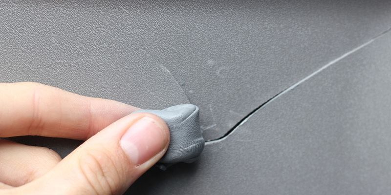 Ремонт внутреннего пластика в автомобиле